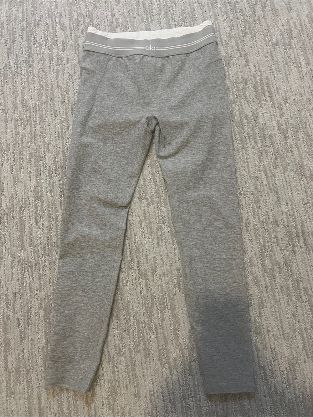 Authentic ALO Yoga womans Light Grey Leggings with White Waistband
